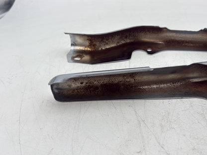 2007 Harley Touring FLHTCU Electra Glide Ultra OEM Rear Left Right Fender Struts Bracket