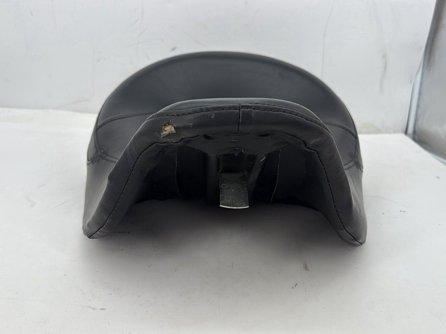 2006 Harley Road King Touring FLHRCI Classic OEM Rider Driver Solo Seat Pillion
