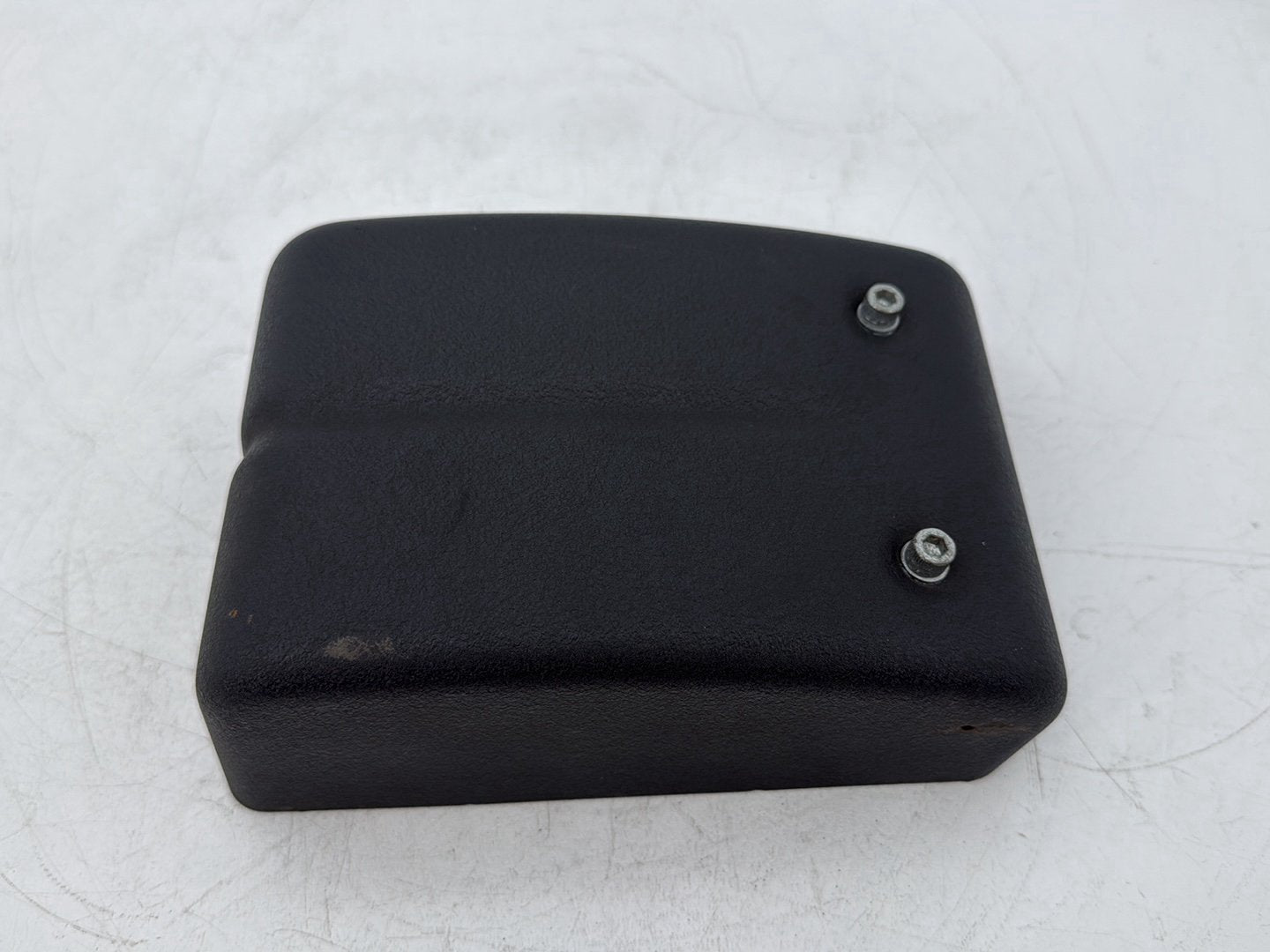 2006 - 2017 Harley-Davidson Dyna Street Bob Electrical Side Cover Tray Panel 66236-04