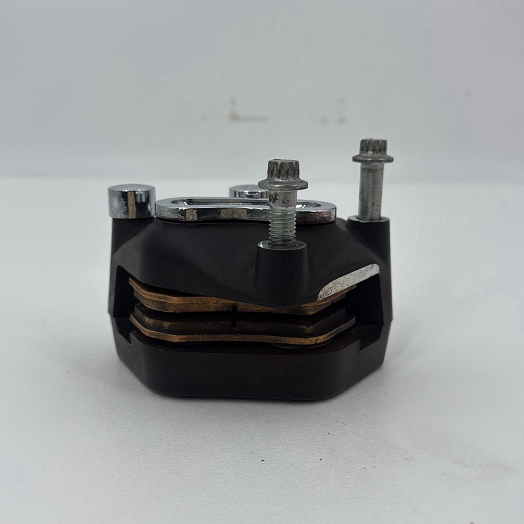 2007 - 2012 Harley-Davidson Touring Street Glide Front Right 1 Brake Caliper 44023-00C