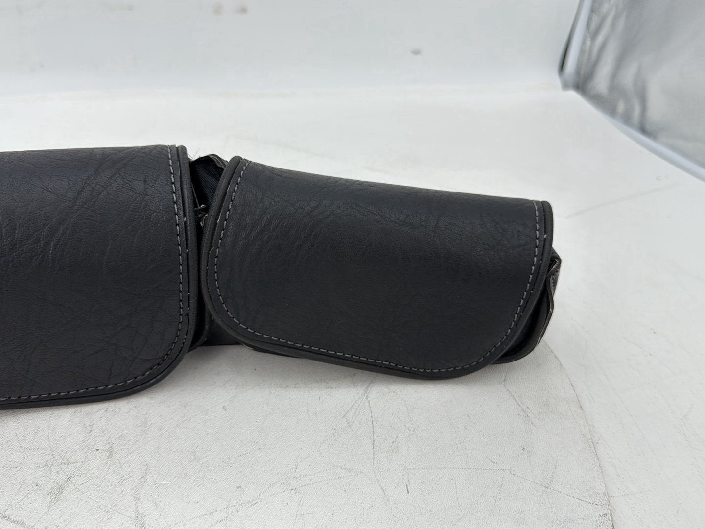 1999 - 2006 Harley-Davidson Touring Electra Glide Ultra Front Onboard Tool Bag Leather Storage 58900-98B