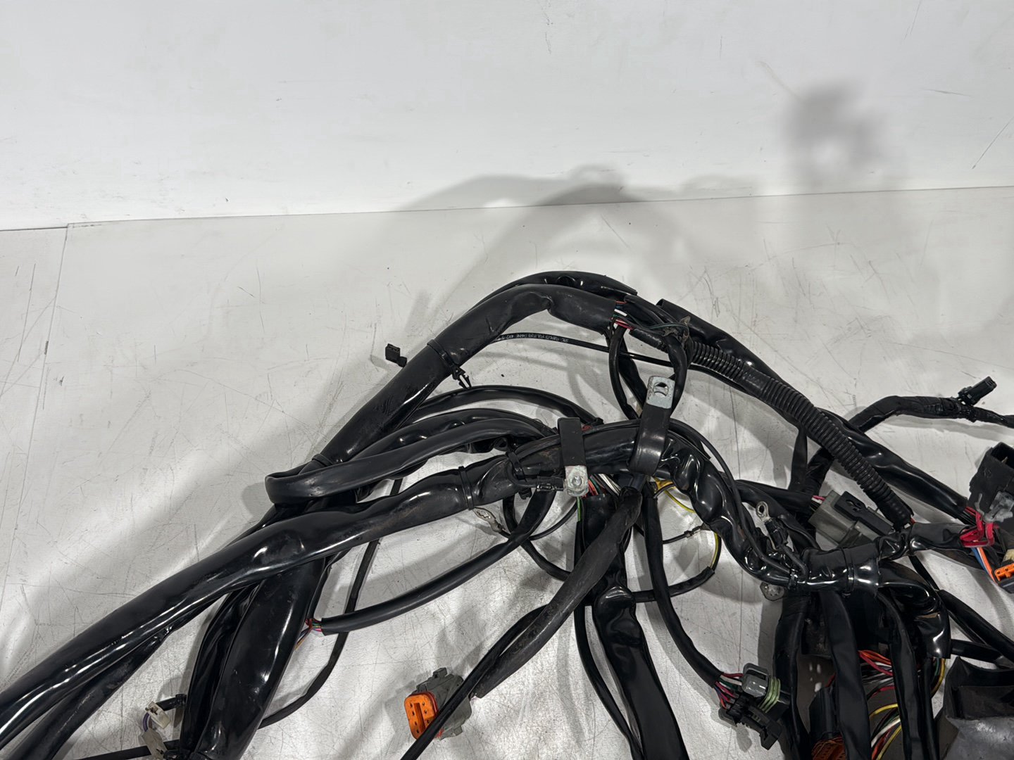 1999 - 2006 Harley-Davidson Touring Electra Glide Classic Main Wire Wiring Harness Loom  	70985-00