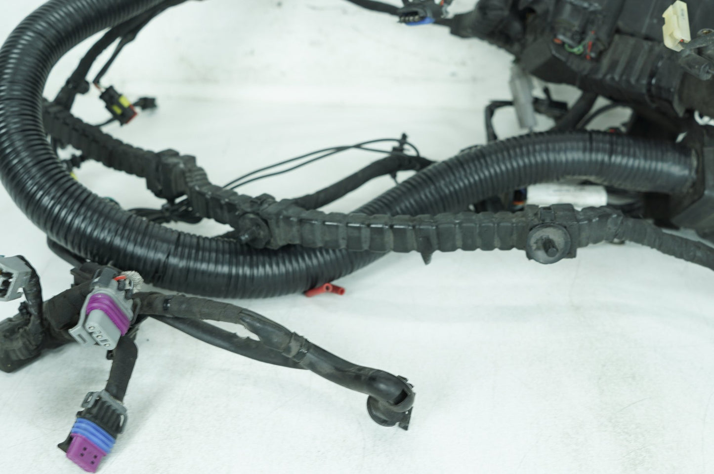 2007 - 2017 Harley-Davidson Dyna Fat Bob Main Wire Wiring Harness Loom NON-abs  	71072-12A