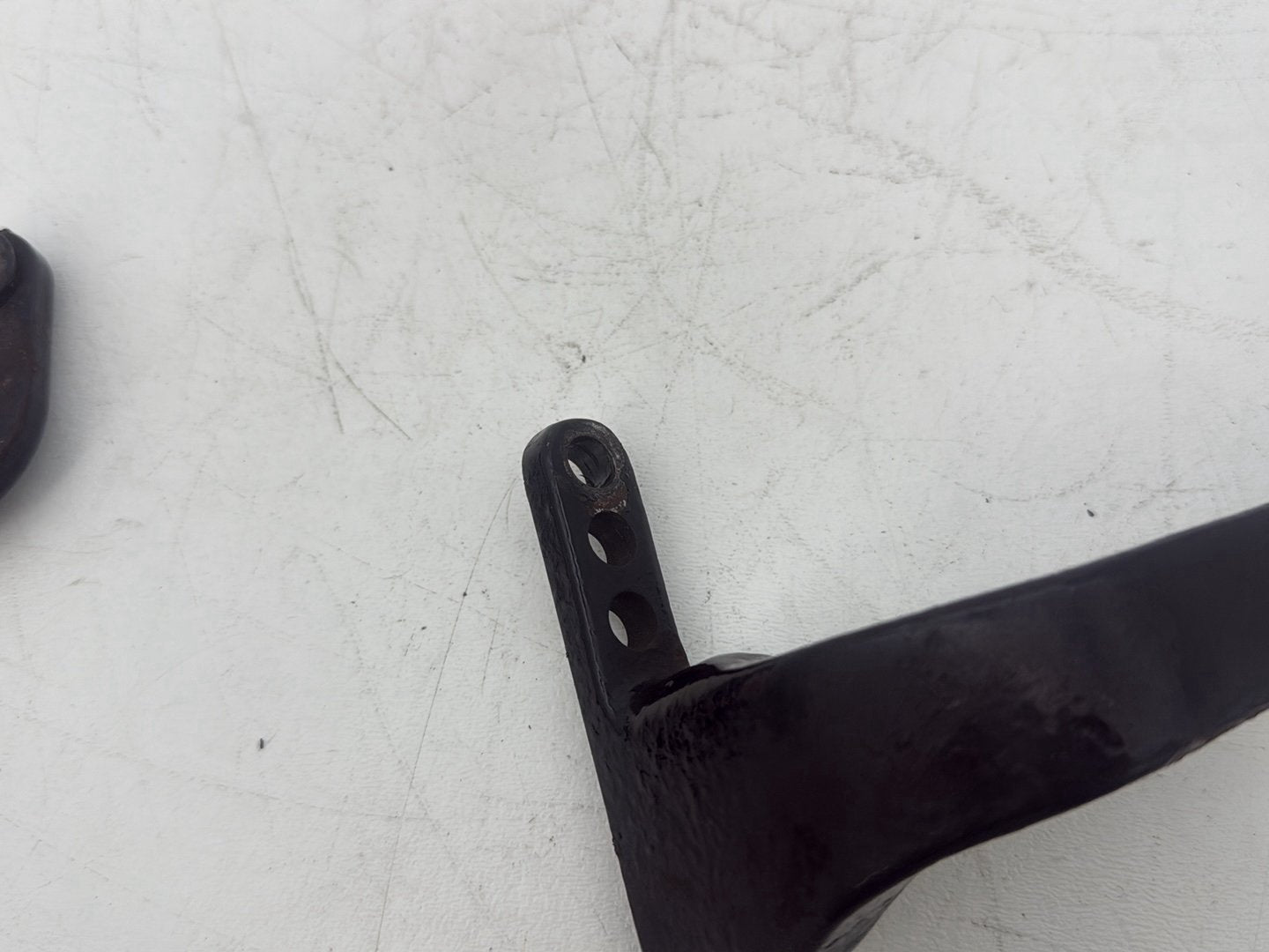 2005 Harley Touring FLHRCI Road King Classic OEM Right 1 Footboard Mount Bracket