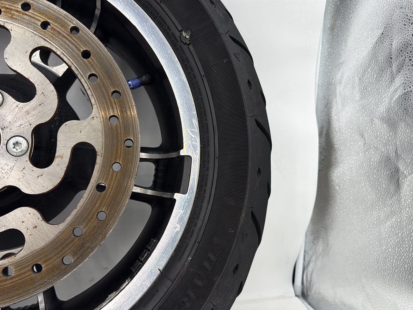 2019 - 2023 Harley-Davidson Touring Street Glide Rear Wheel Rim Tire 40900033