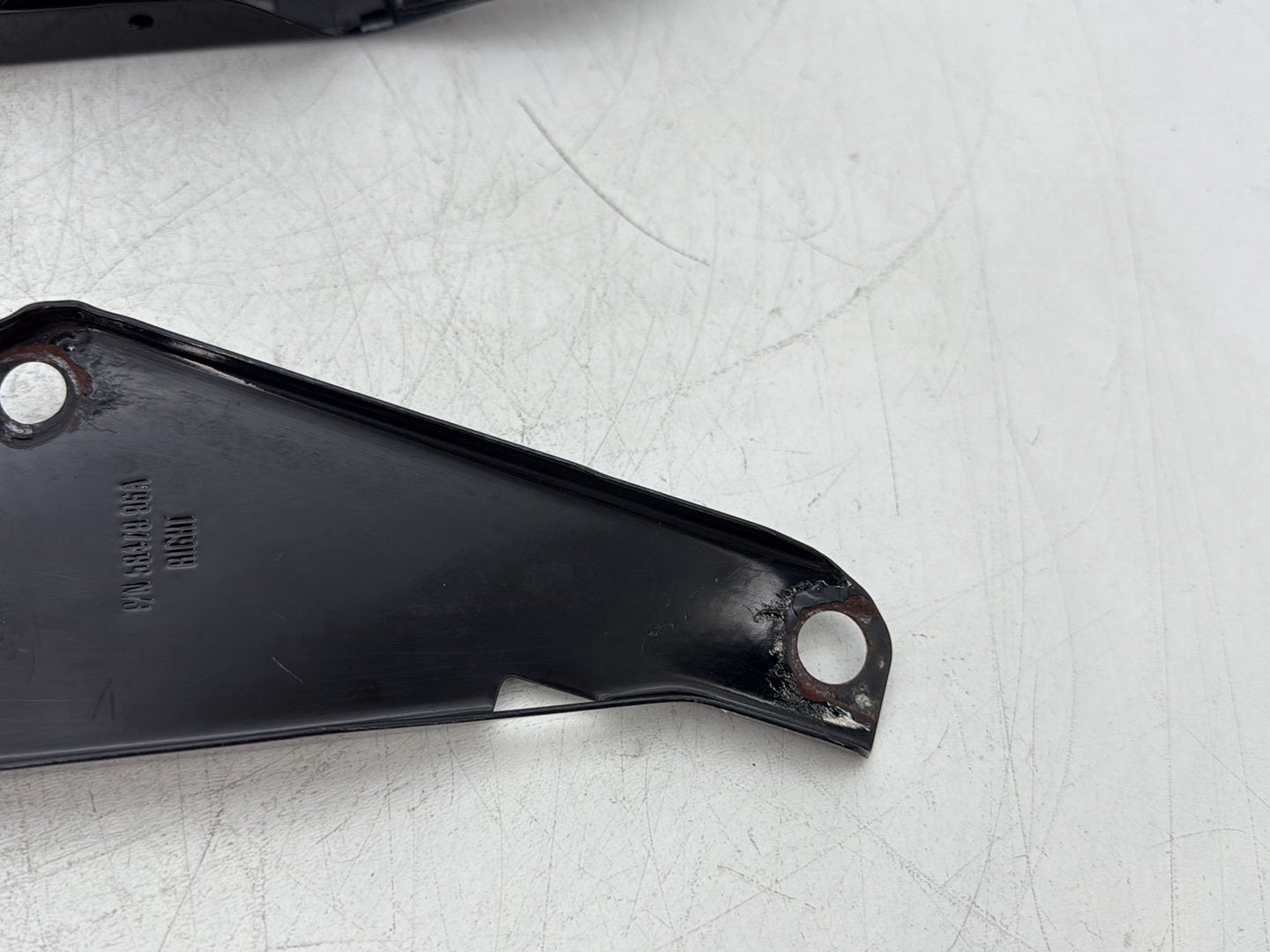 2006 Harley Electra Glide Touring Classic FLHTCI OEM Right Left Fairing Support Brackets