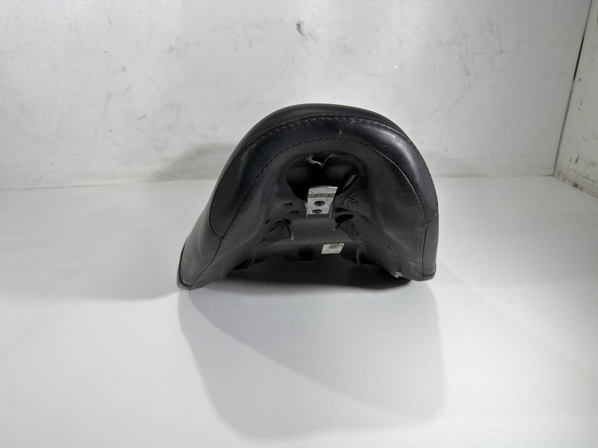 2008 Harley Softail Custom FXSTC OEM Passenger Rider Driver Seat Saddle