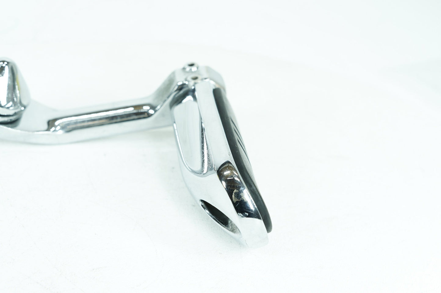 2008 - 2016 Harley-Davidson Touring Street Glide Front Driver Highway 1 Foot Peg Rest 50211-04