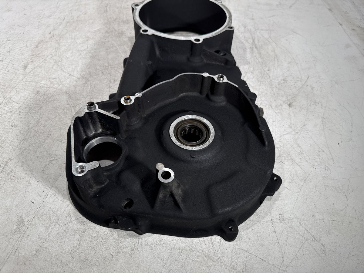 2013 Harley Electra Glide Touring FLHTCU OEM Inner Primary Clutch Cover