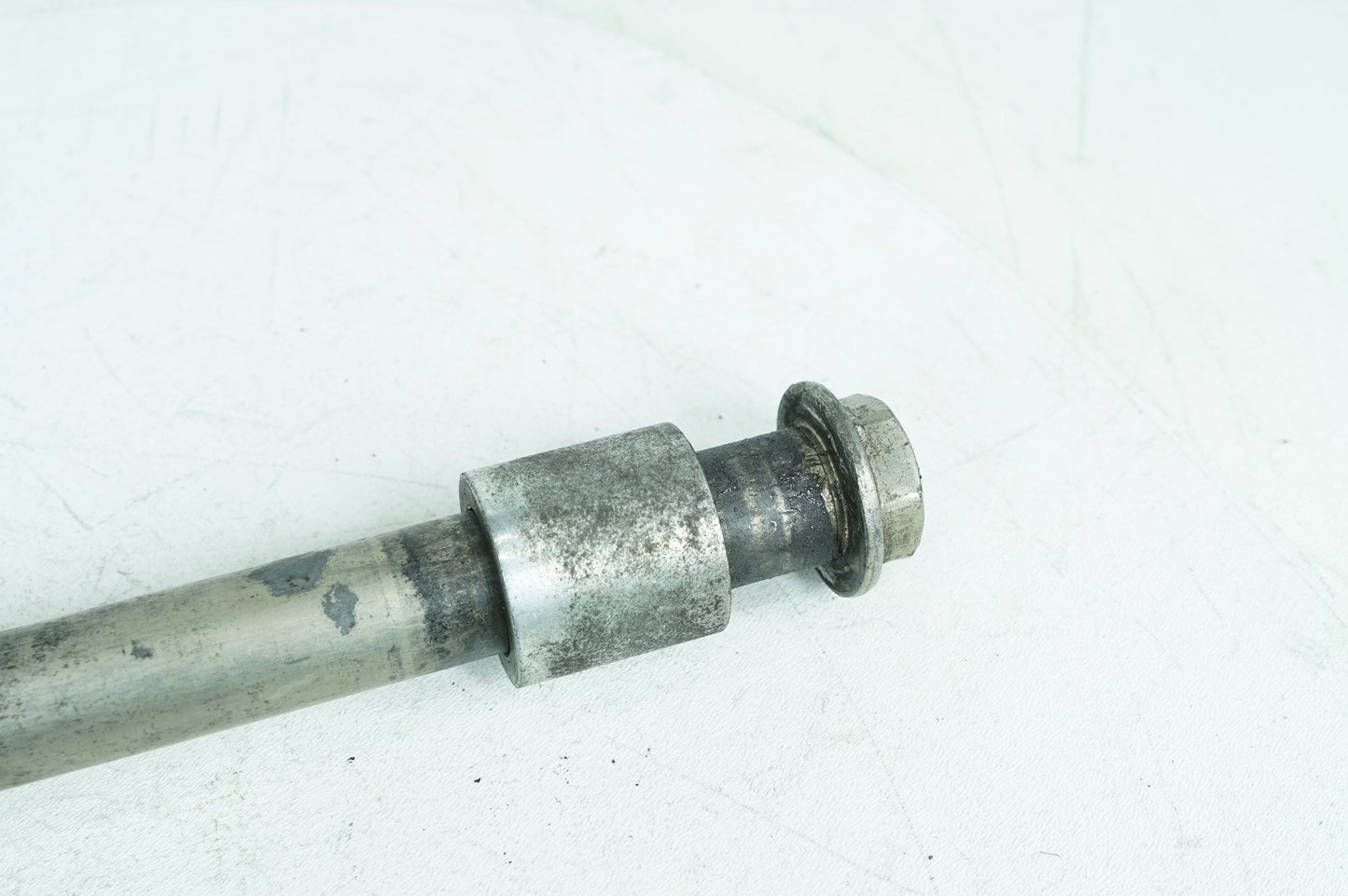 2004 - 2013 Harley-Davidson Sportster Low Rear Wheel Axle Bolt Shaft 41176-08