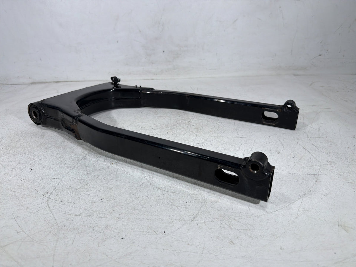 1997 Harley Road King Touring FLHR OEM Rear Fork Swingarm Swing Arm