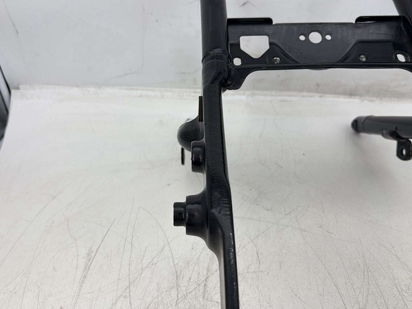 2012 Harley Street Glide Touring FLHX OEM Rear Back Sub Frame Rail Bar 48079-09BHP