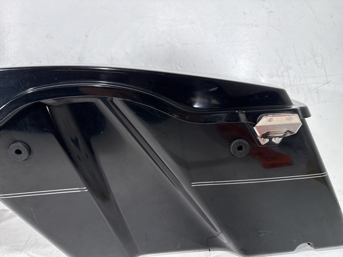 2009 Harley Electra Glide Touring Ultra OEM Left Right Saddlebags Luggage NOKey