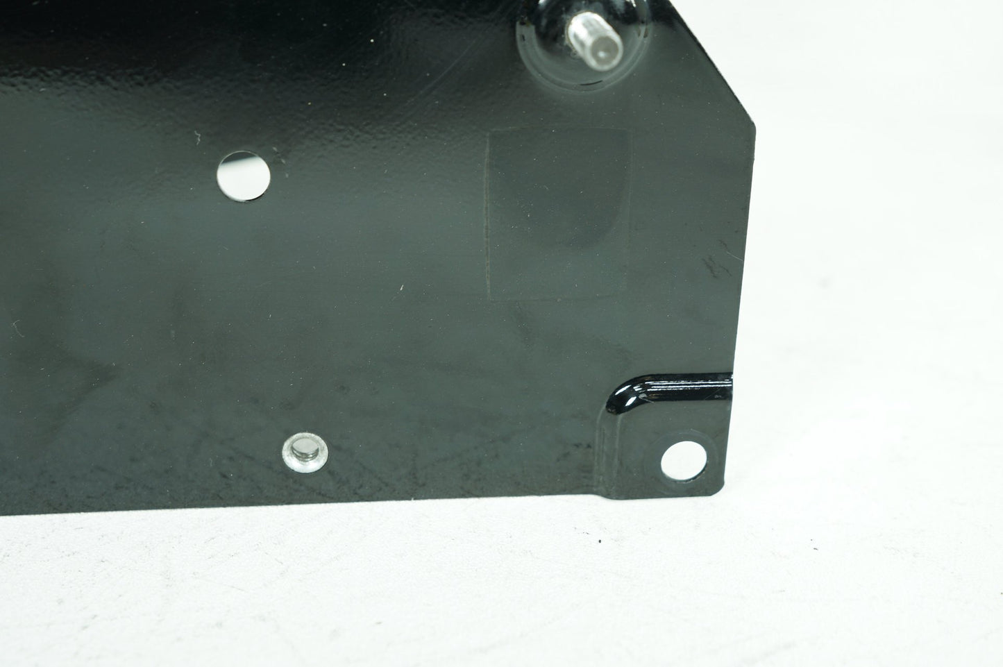 1999 - 2006 Harley-Davidson Touring Electra Glide Ultra Battery Tray Bracket Holder Carrier 66281-01