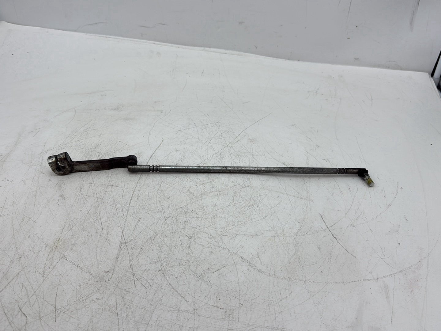 2005 Harley Dyna FXDWG Wide Glide OEM Gear Shifter Lever Arm w/ Rod linkage