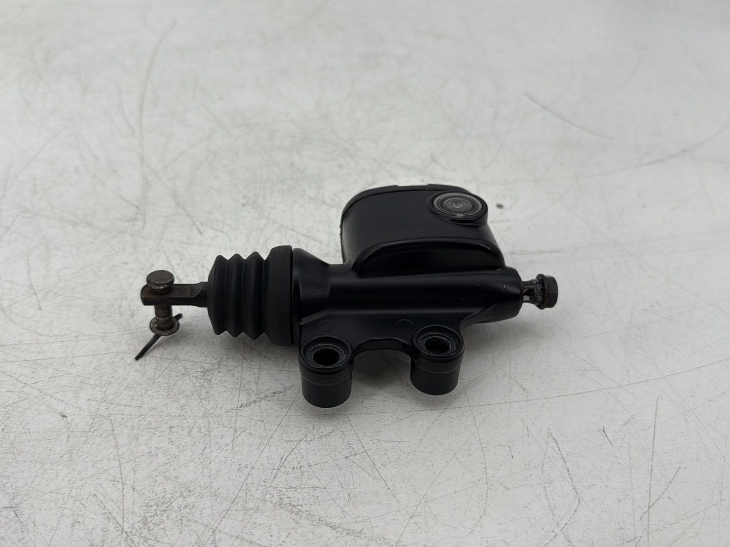 2008 Harley Electra Glide Touring Ultra FLHTCUI OEM Rear Brake Master Cylinder Reservoir