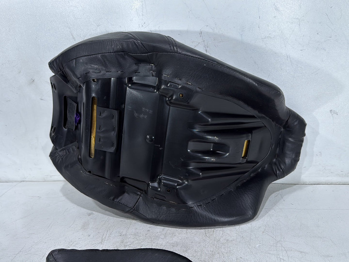 2011 Harley Road Glide Touring FLTRX Passenger Rider Driver Seat Saddle Pillion