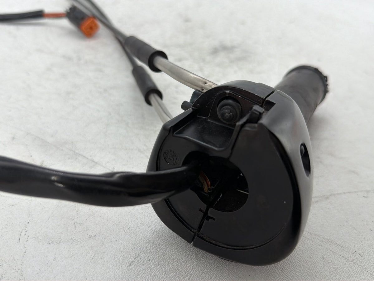 2006 Harley Sportster 1200 Custom XL1200C OEM Right Engine Start Kill Switches Controls