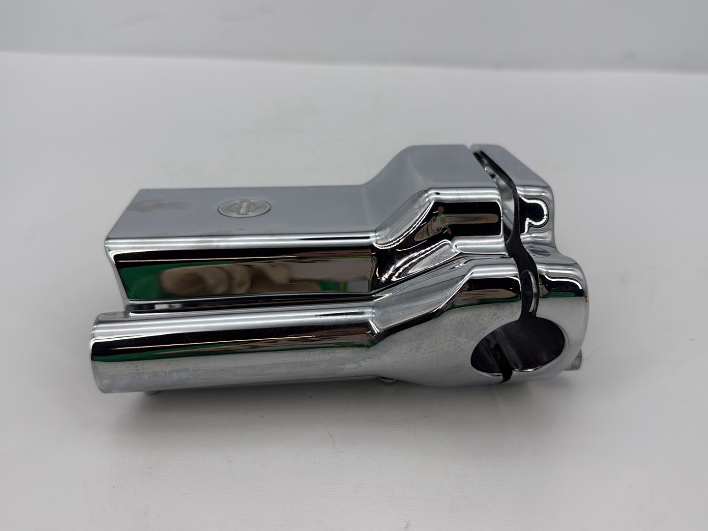 2003 Harley Sportster XL1200C 1200 Custom Anniversary OEM Front Handlebar Riser Top Clamp Chrome