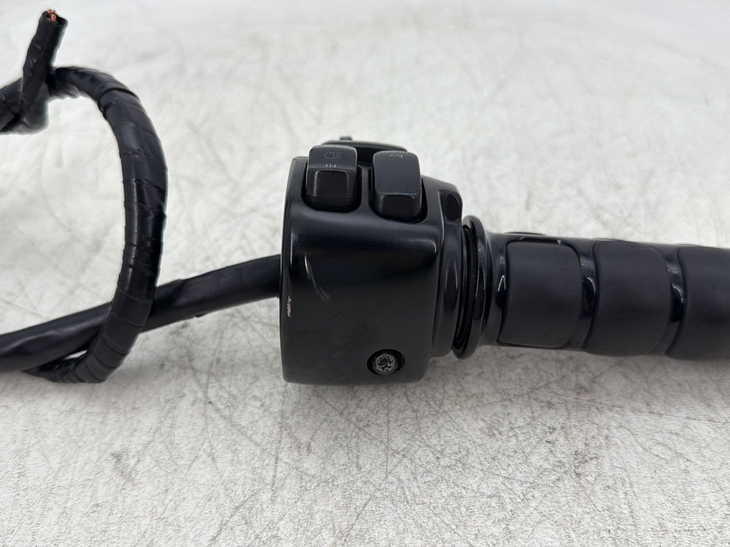 2006 Harley Road King Touring FLHRCI Classic OEM Left Turn Signal Headlight Switches Controls