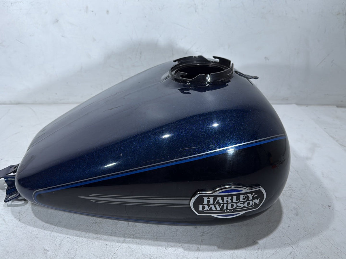 2012 Harley Electra Glide Touring Ultra OEM Fuel Gas Tank Gasoline Reservoir