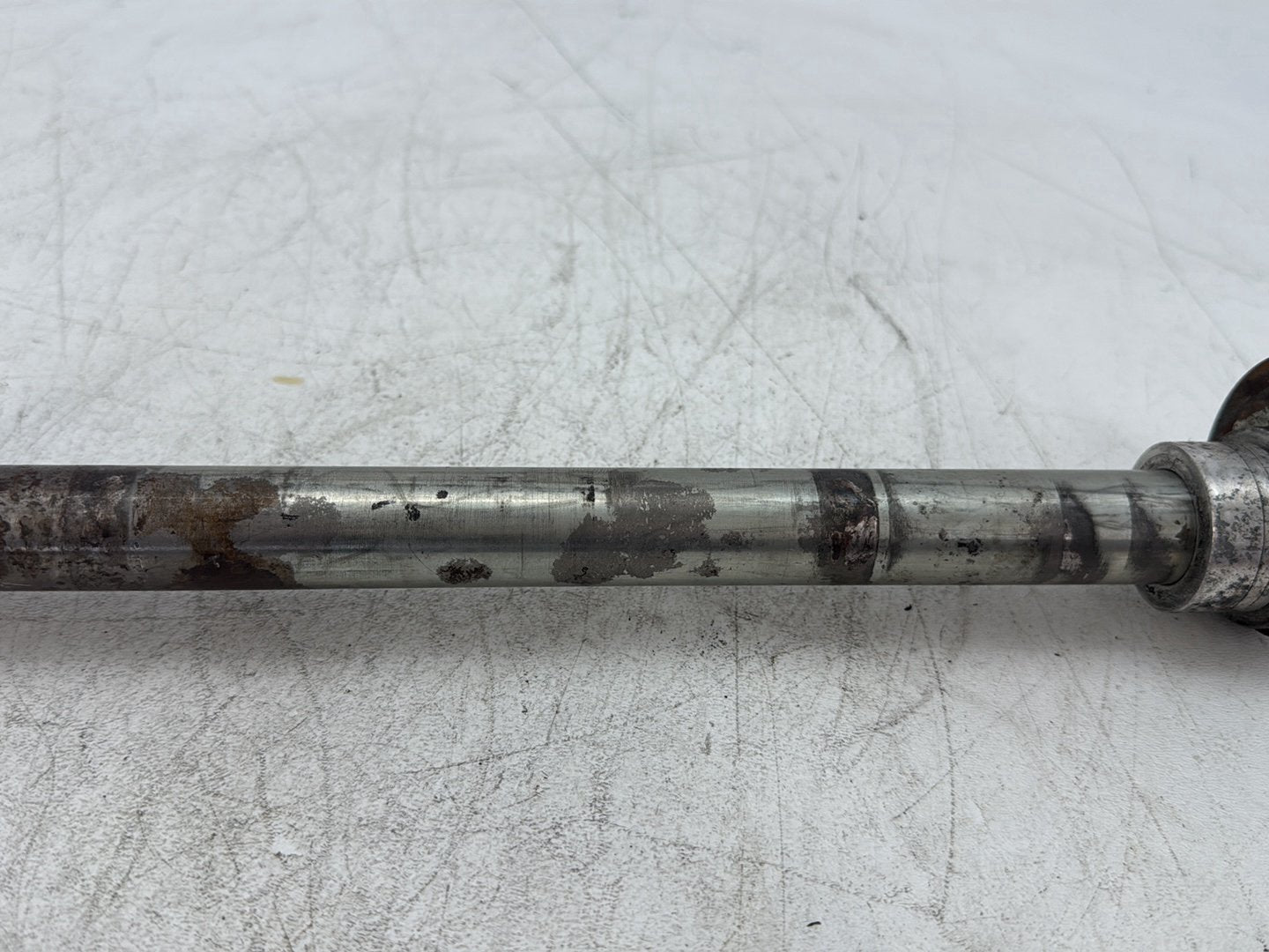 2013 Harley Electra Glide Touring Ultra FLHTCUI OEM Rear Wheel Axle Bolt Shaft