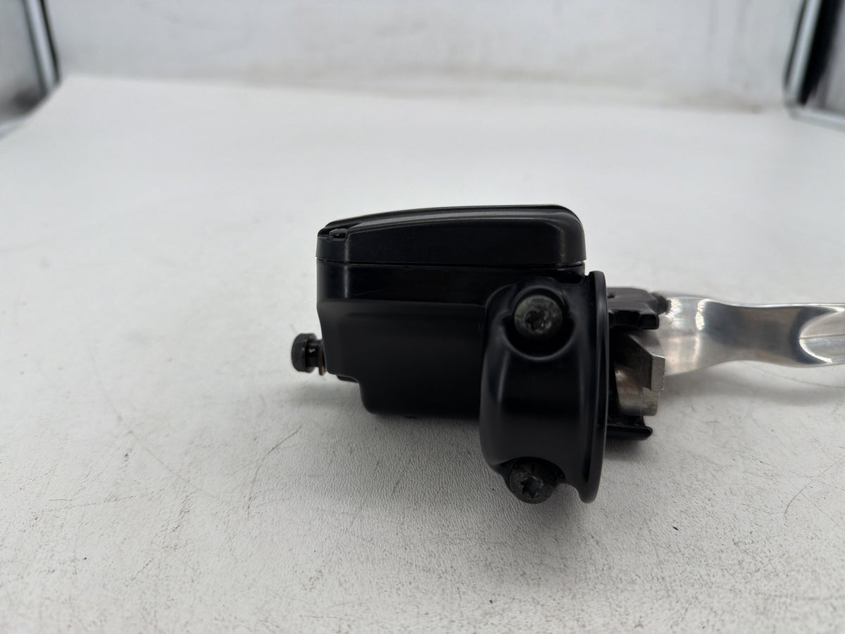 2011 Harley Road King Touring FLHR OEM Front Right Brake Lever Master Cylinder