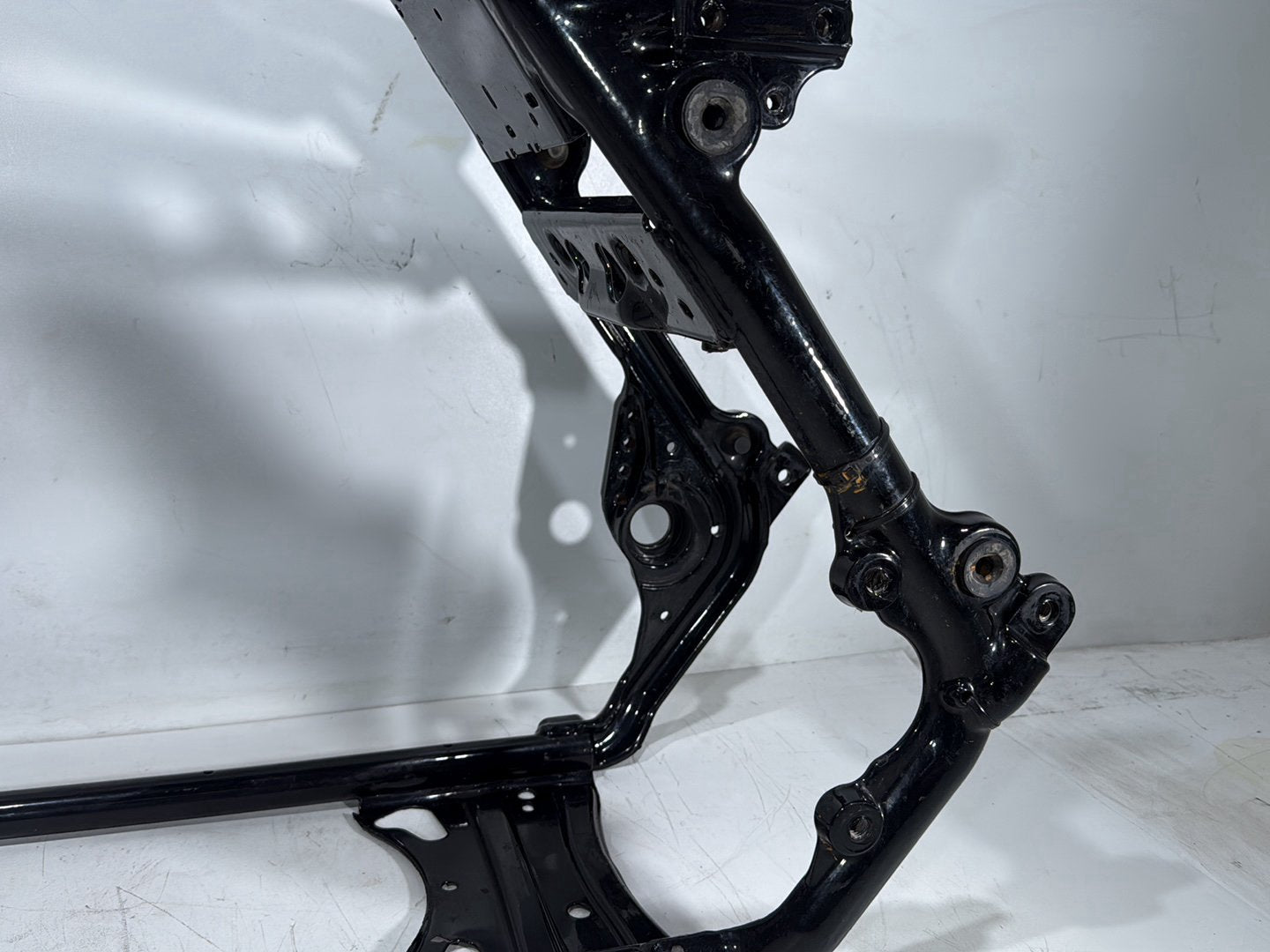2015 Harley Road Glide Touring FLTRXS OEM Body Main Frame Chassis CLN CLR