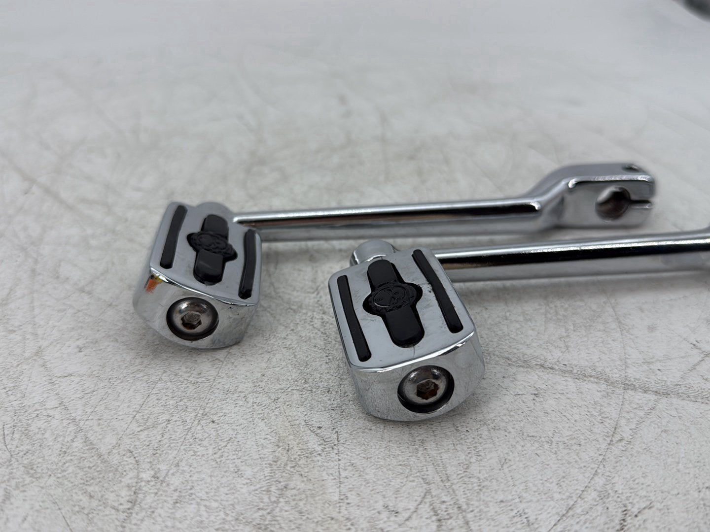 2005 Harley Electra Glide Touring Ultra FLHTCUI OEM Gear Shifter Lever Pedal Pedals