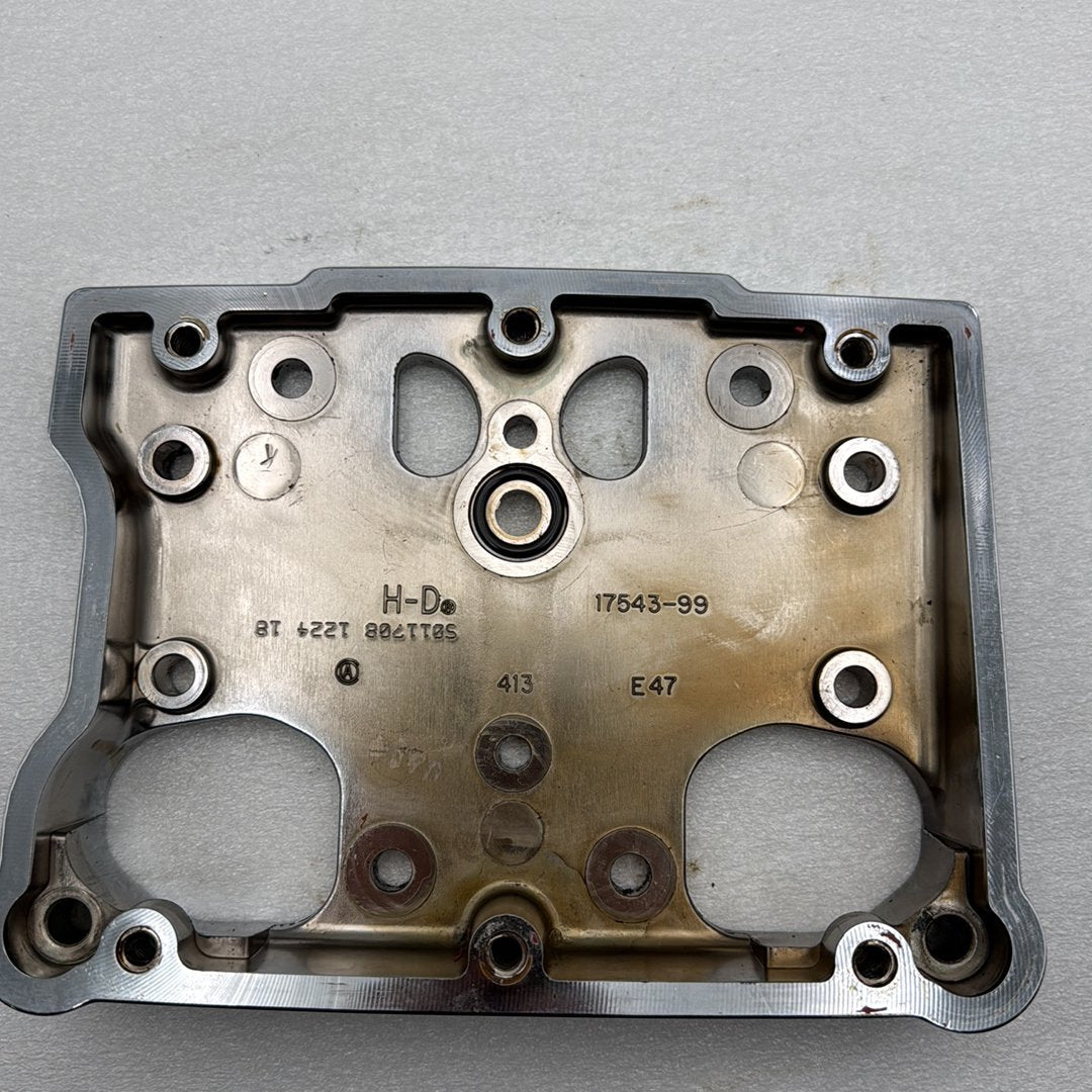 2007 - 2012 Harley-Davidson Touring Electra Glide Ultra Twin Cam Lower 1 Rocker Box 17543-99A 17543-99