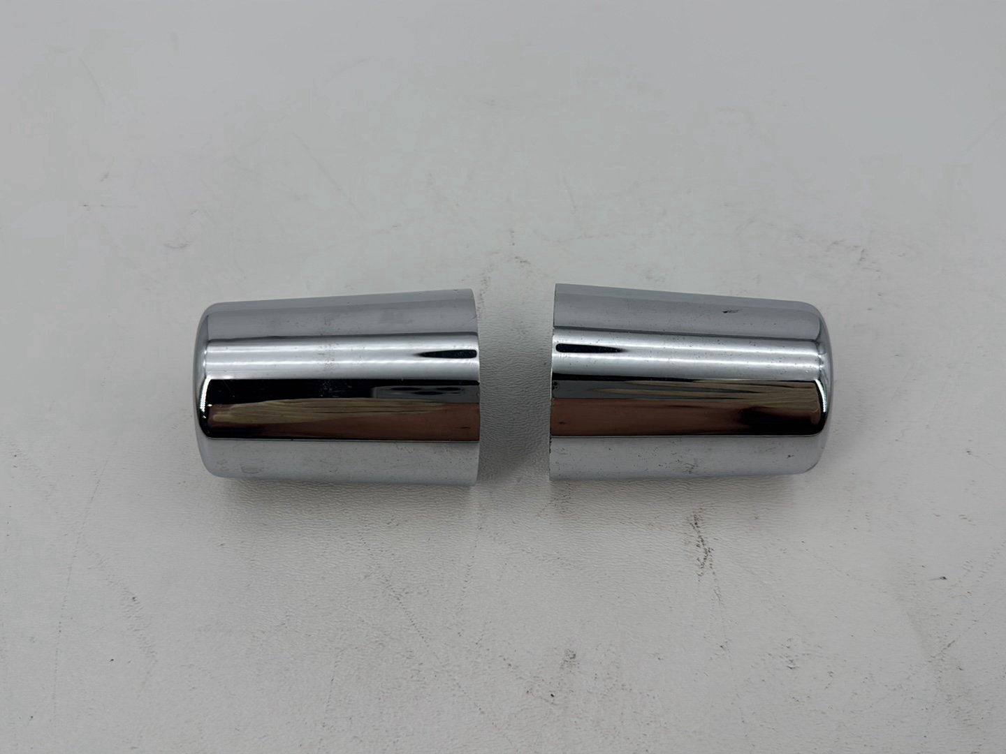 1999 - 2006 Harley-Davidson Dyna Low Rider Front Wheel Axle Nut Covers Caps