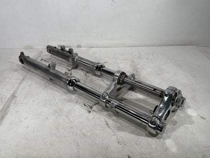 2004 Harley Dyna Super Glide FXDI OEM Front Triple Tree Set & LH RH Fork Legs Sliders