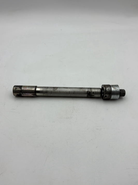 2007 - 2012 Harley-Davidson Dyna Street Bob Front Wheel Axle Bolt Shaft  	40928-06