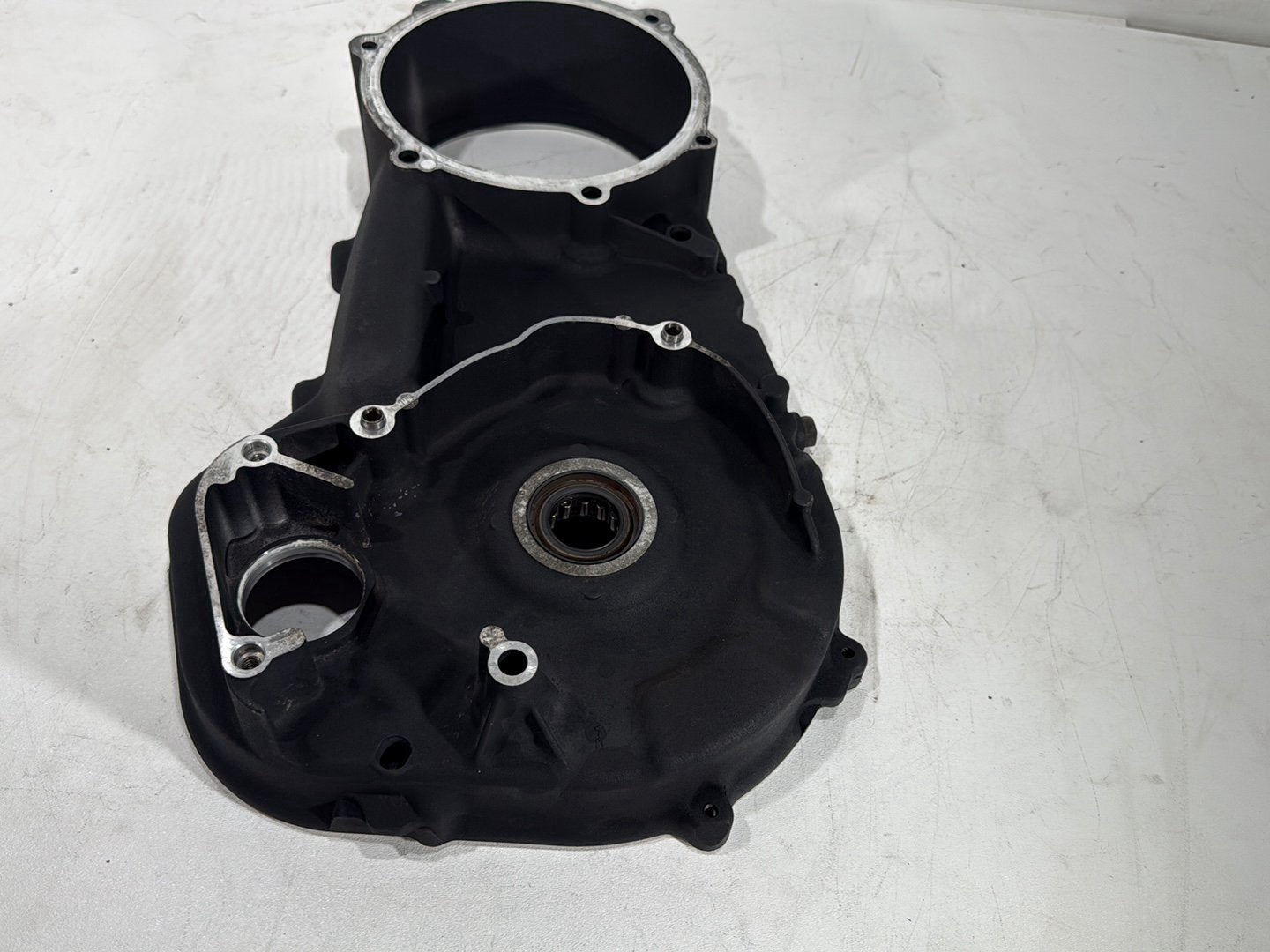 2013 Harley Electra Glide Touring Ultra FLHTCUI OEM Inner Primary Clutch Cover