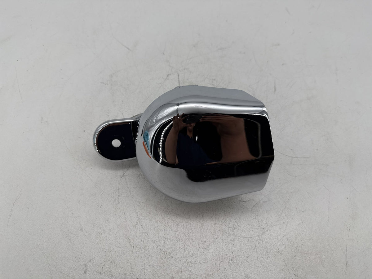 2008 Harley Softail Custom FXSTC OEM Horn Signal Klaxon Chrome Cover