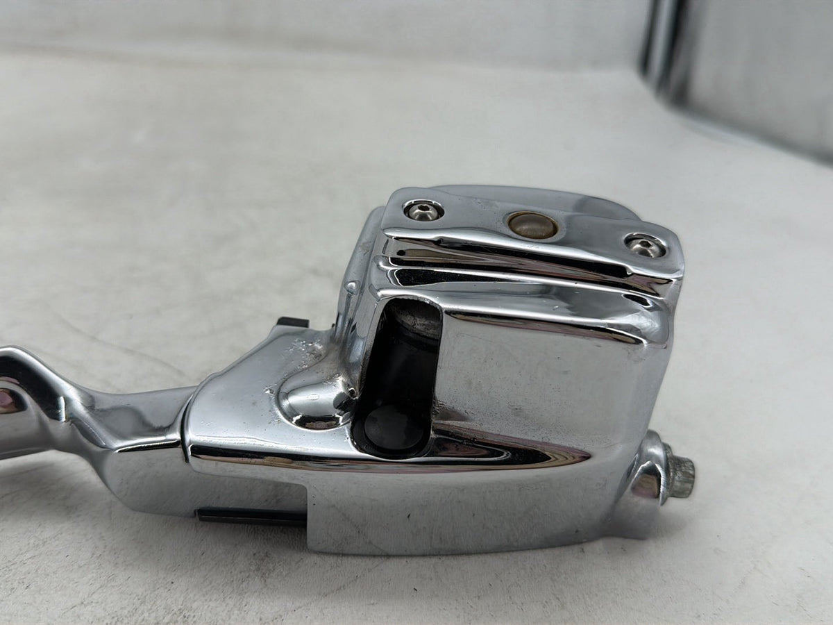 2006 Harley Electra Glide Touring Ultra FLHTCUI OEM Front Right Brake Lever Master Cylinder