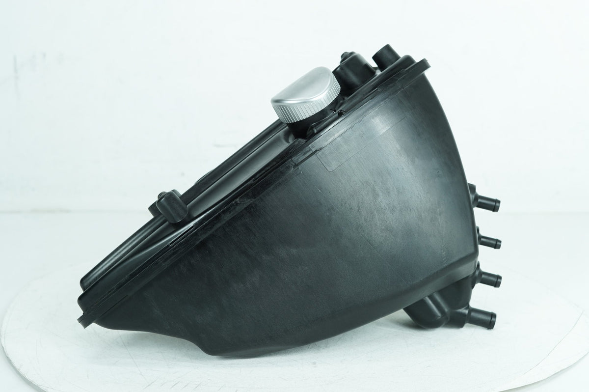 2015 Harley Sportster XL883 Iron OEM Oil Tank Reservoir Bottle Canister & Dipstick