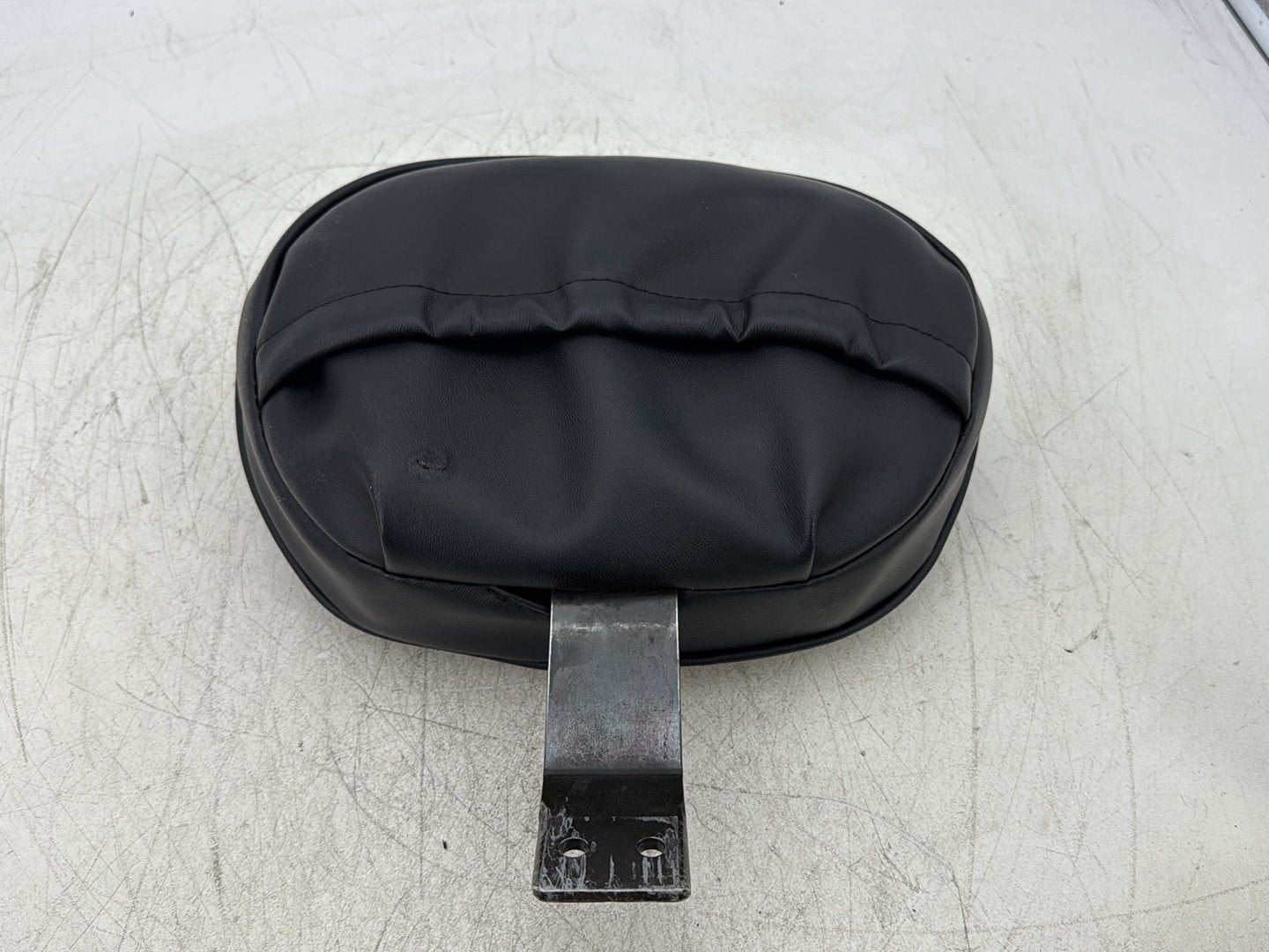 1998 Harley Touring FLHTCUI Electra Glide Ultra OEM Rider Driver Backrest Adjustable Cushion Pad