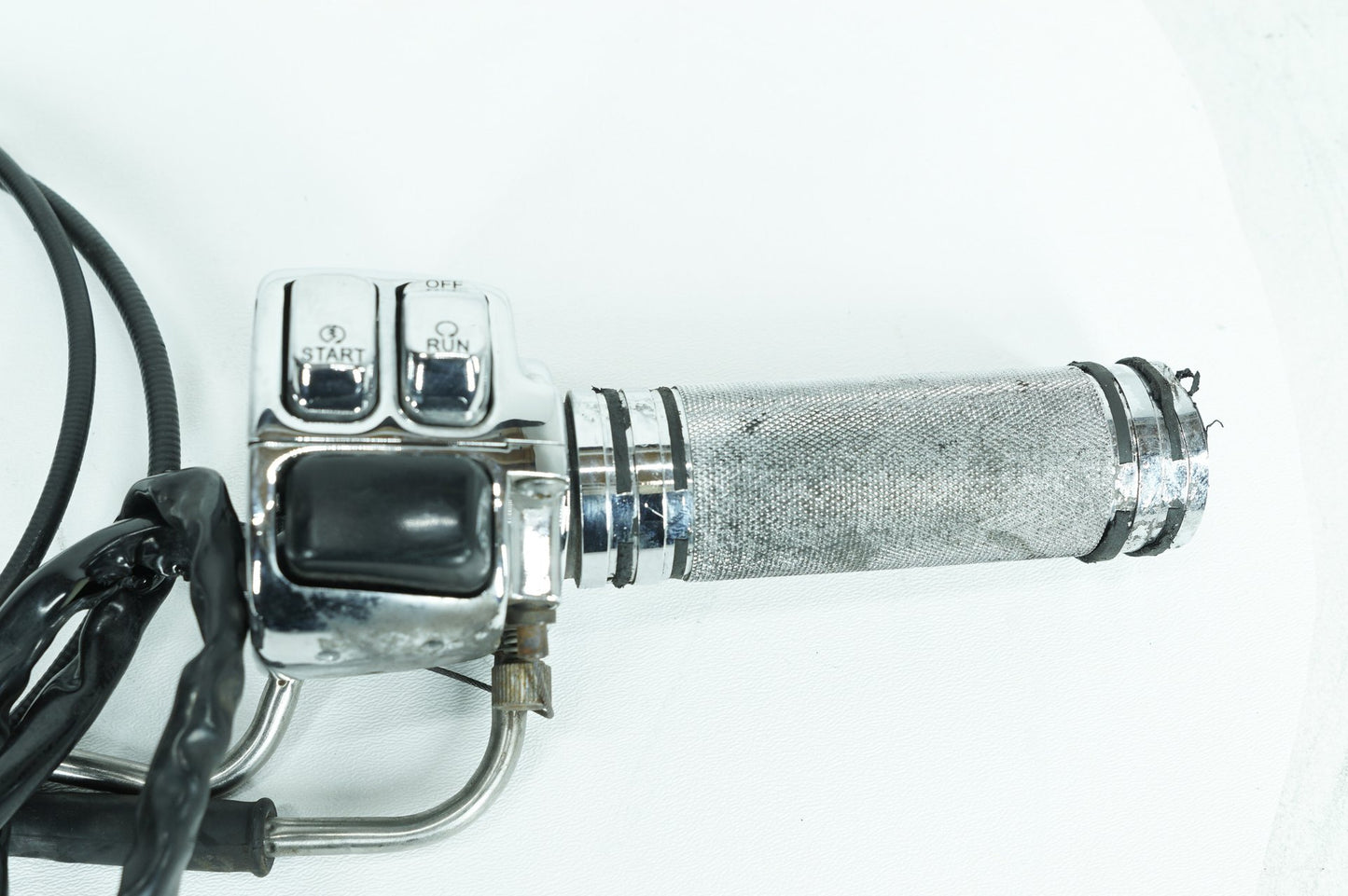 1991 - 2003 Harley-Davidson Sportster Custom Right Engine Start Kill Switches Controls 71684-06A