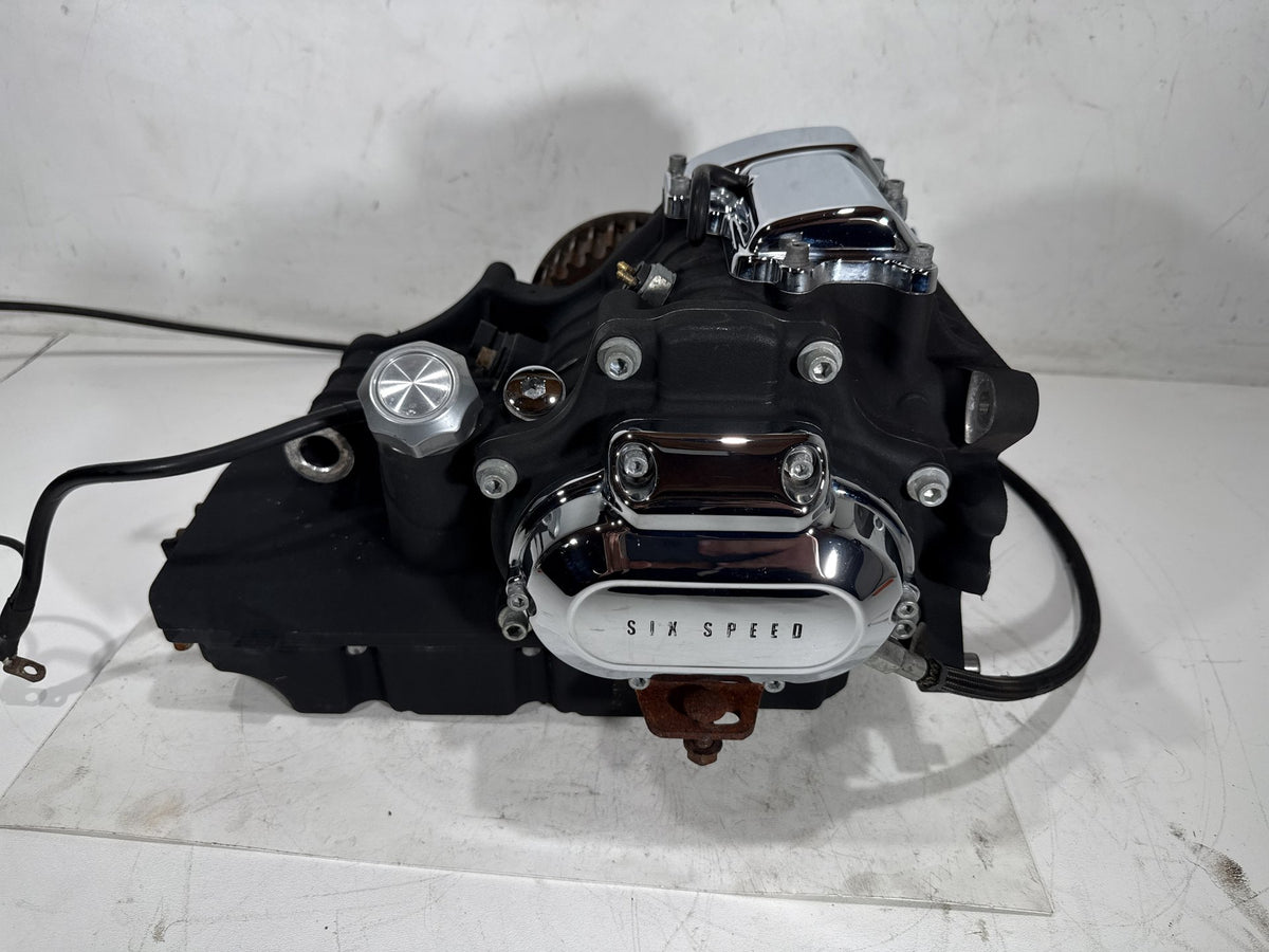 2011 Harley Road King Touring FLHR OEM 6 Speed Transmission Gearbox