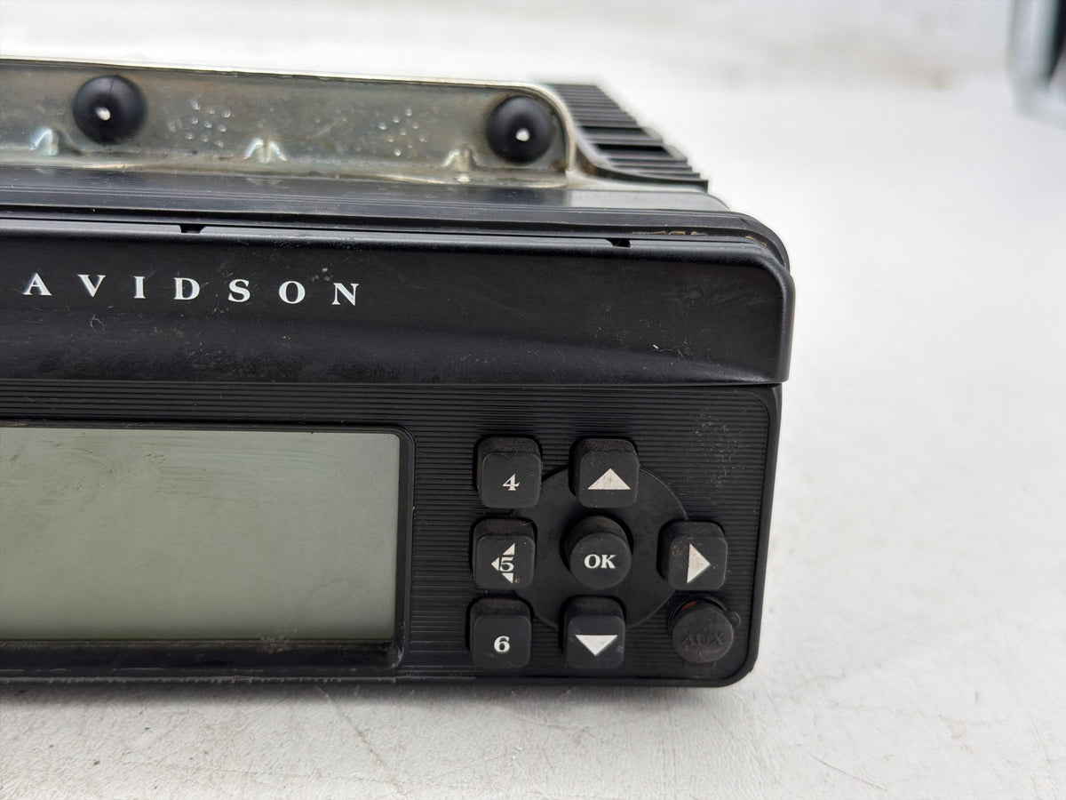 11 Harley Street Glide Touring FLHX-103 OEM Harman Kardon AM FM CD Radio Player