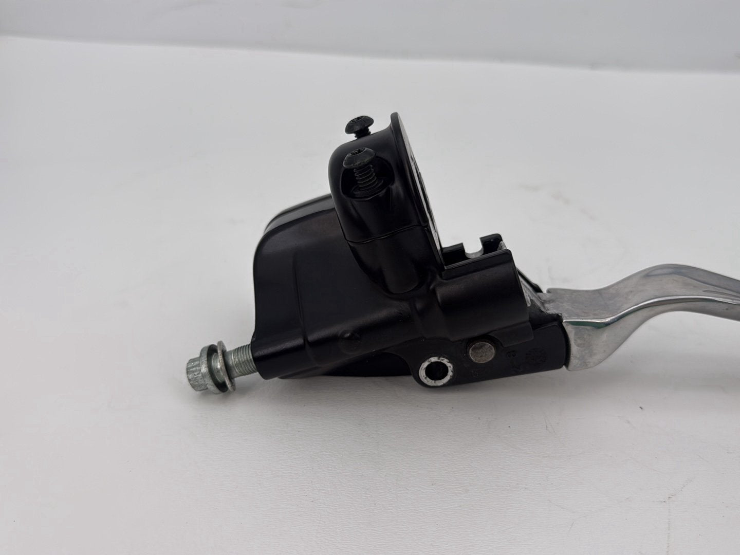 2003 Harley Sportster XL1200C 1200 Custom Anniversary OEM Front Right Brake Lever Master Cylinder
