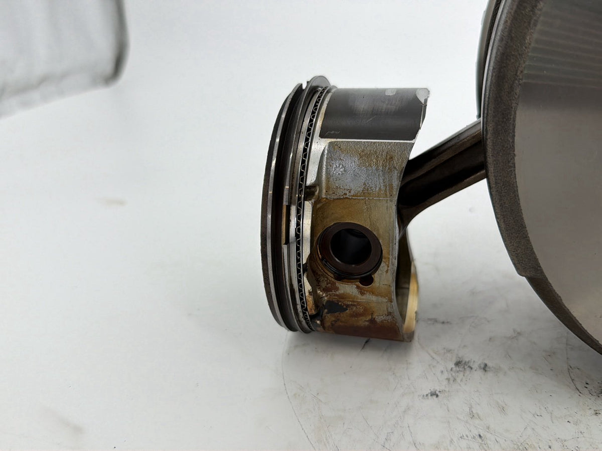 13 Harley Touring FLHTK Electra OEM Twin Cam Engine Crank Shaft Flywheel Pistons