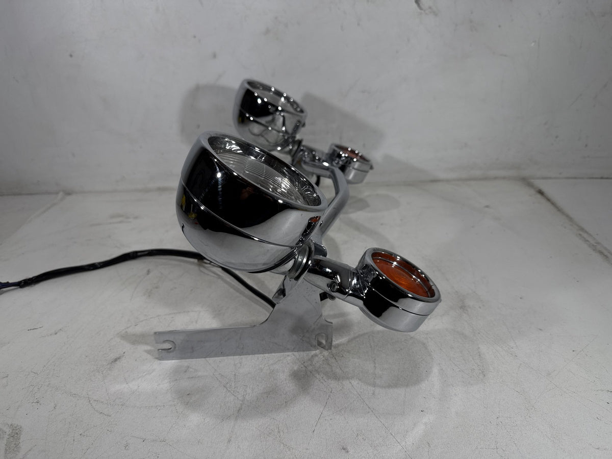 01 Harley Electra Touring Classic OEM Front Turn Signal Indicators Aux Light Bar