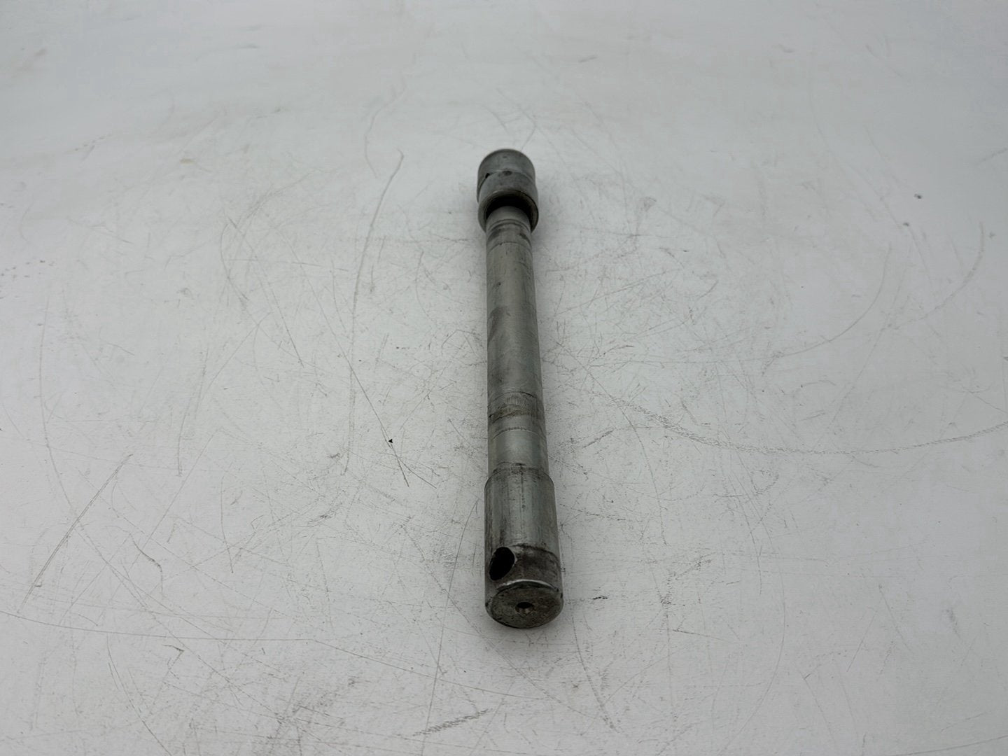 2005 Harley Touring FLHRCI Road King Classic OEM Front Wheel Axle Bolt Shaft