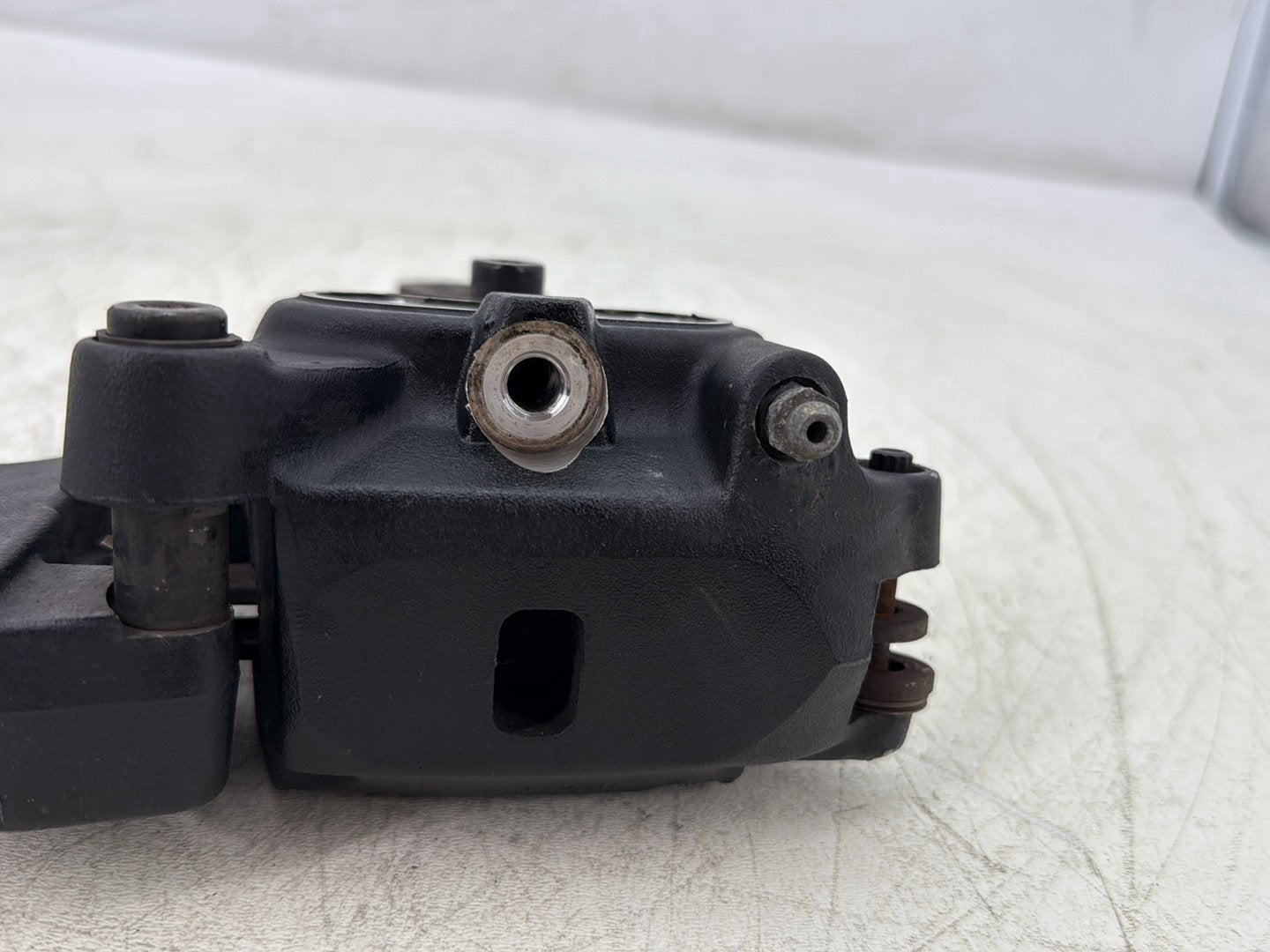 2012 Harley Dyna Super Glide Custom FXDCI OEM Rear Back Brake Caliper w/ Bracket