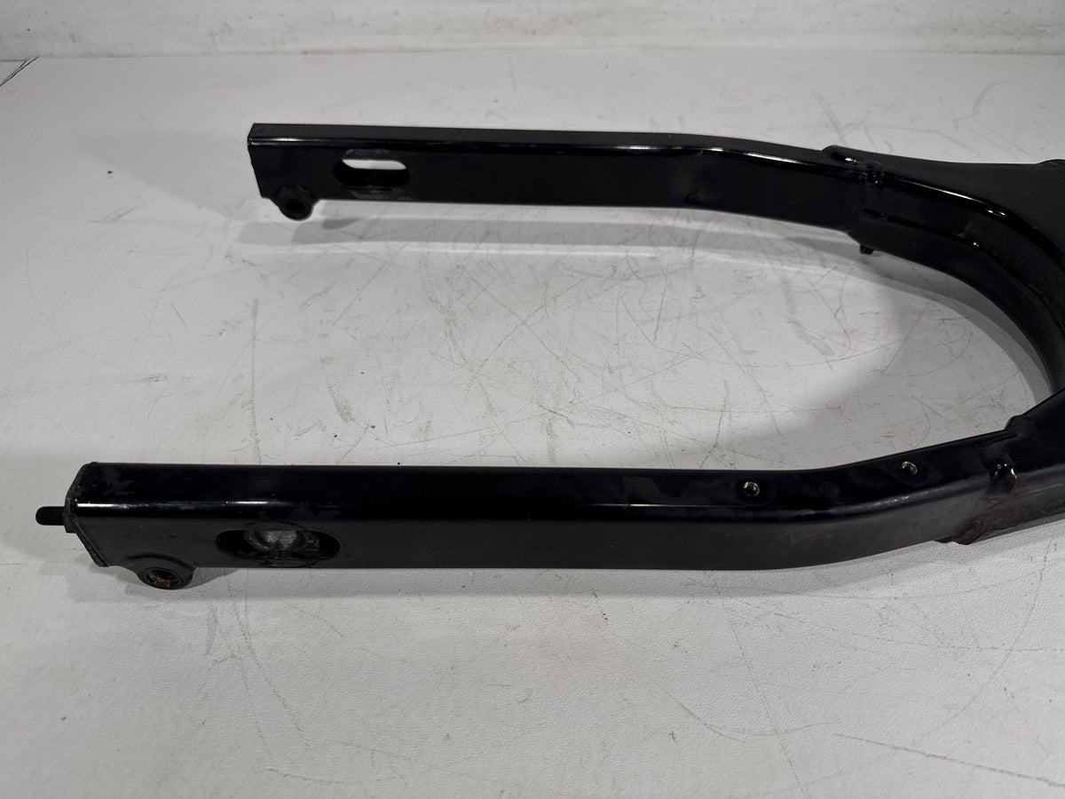 1996 Harley Electra Glide Touring Ultra OEM Rear Fork Swingarm Swing Arm
