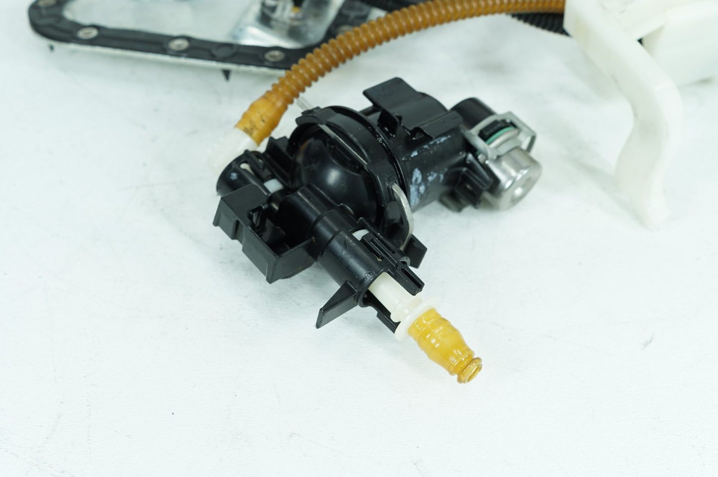 2007 - 2017 Harley-Davidson Softail Fat Boy Fuel Pump Gas Gasoline Petrol Sending 75141-11