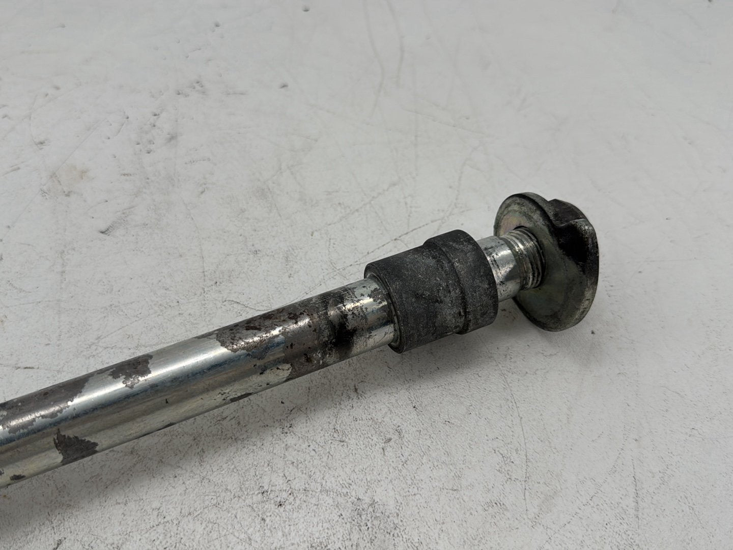 2006 Harley Street Glide Touring FLHXI OEM Rear Wheel Axle Bolt Shaft