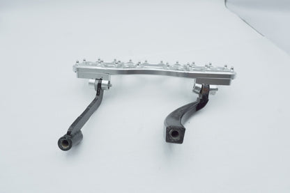 1999 - 2006 Harley-Davidson Touring Electra Glide Right Driver 1 Floorboard Foot Rest Aftermarket MX Style Wide Billet